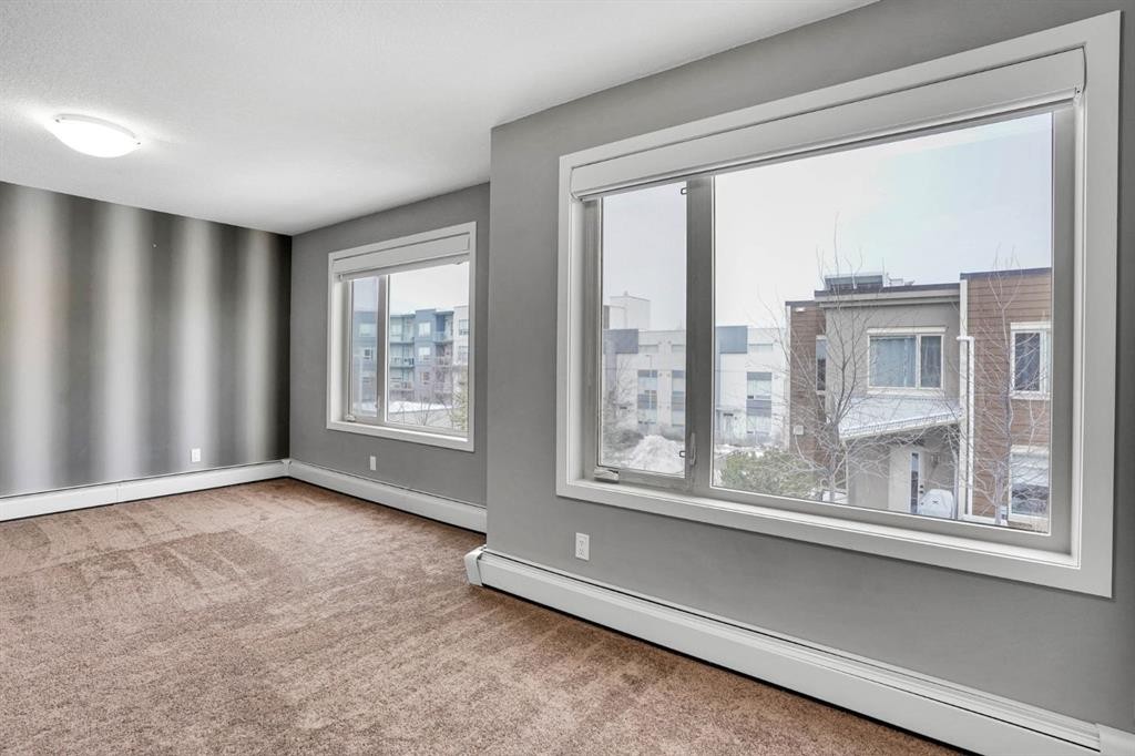 228-10 Westpark Link Sw, Calgary, AB - Indoor Photo Showing Other Room