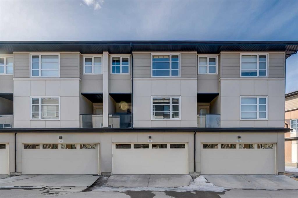 905 Evansridge Park Nw, Calgary, AB - Outdoor With Facade