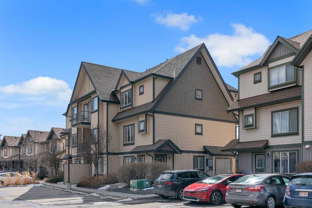 414-121 Copperpond Common Se, Calgary, AB