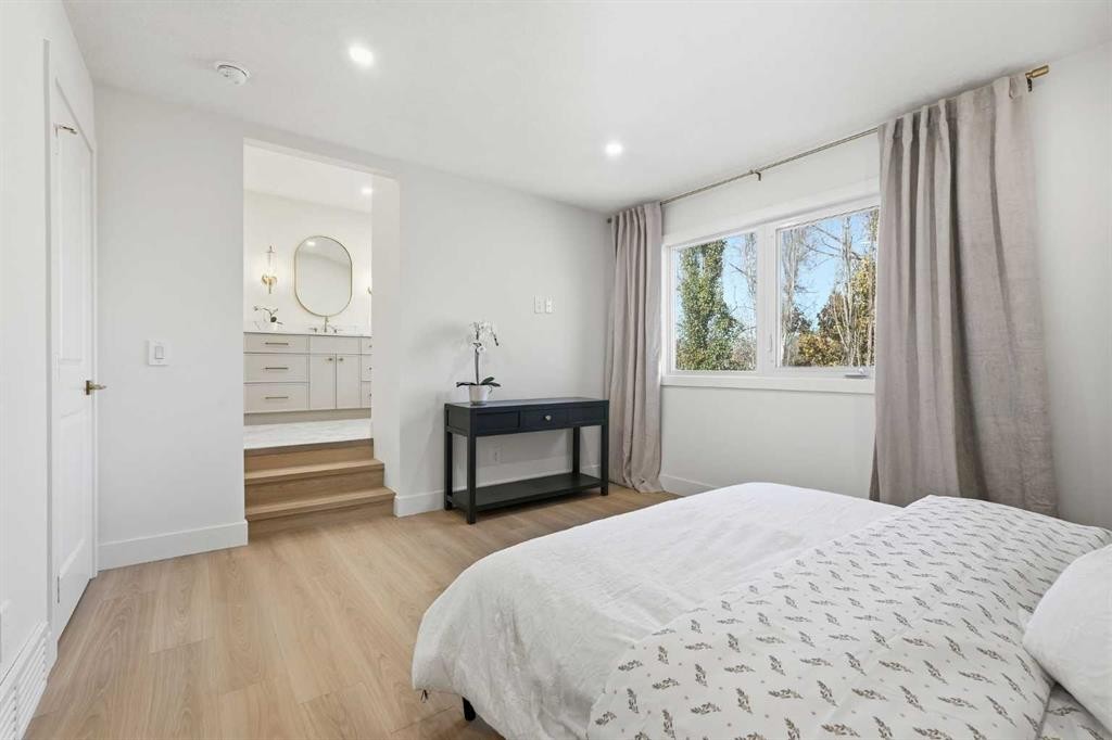1016 Mapleglade Drive Se, Calgary, AB - Indoor Photo Showing Bedroom