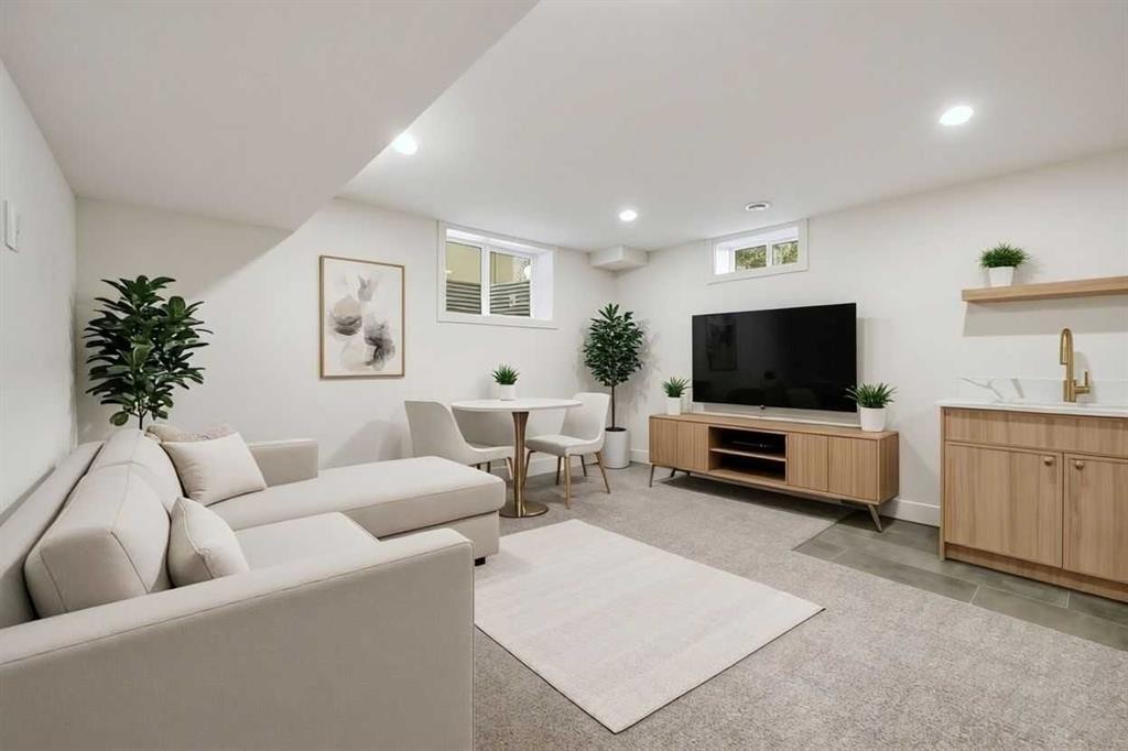 1016 Mapleglade Drive Se, Calgary, AB - Indoor Photo Showing Living Room
