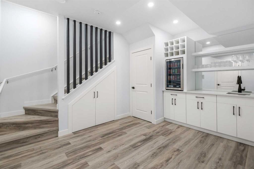 158 Magnolia Path Se, Calgary, AB - Indoor Photo Showing Other Room