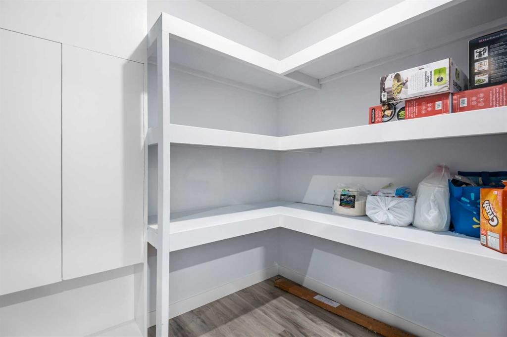 158 Magnolia Path Se, Calgary, AB - Indoor Photo Showing Other Room