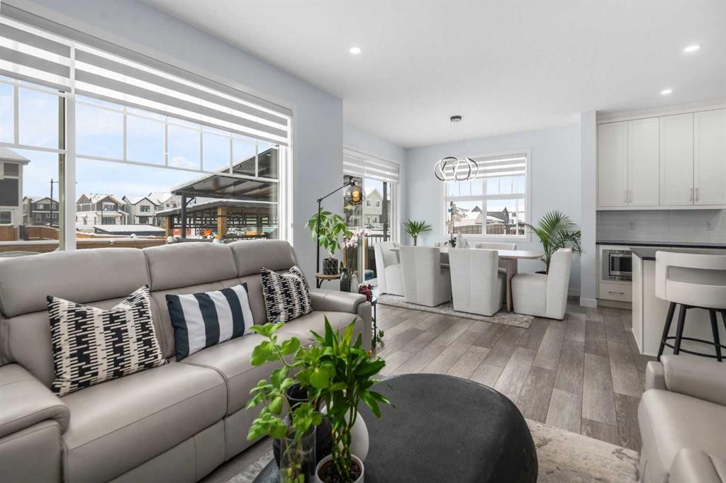 158 Magnolia Path Se, Calgary, AB - Indoor Photo Showing Living Room