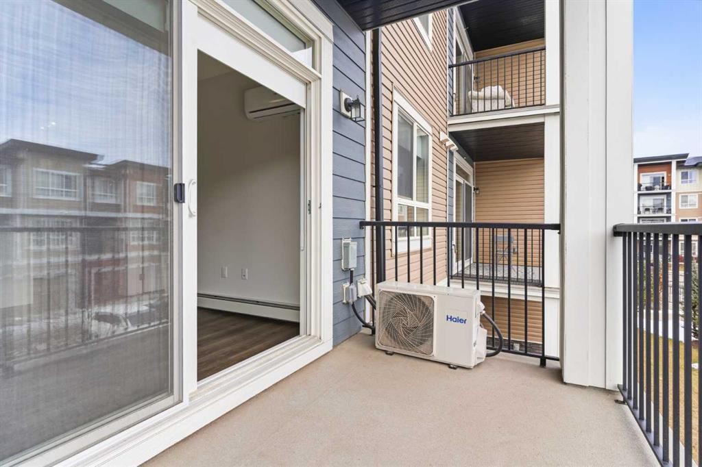 211-25 Walgrove Walk Se, Calgary, AB - Outdoor With Exterior