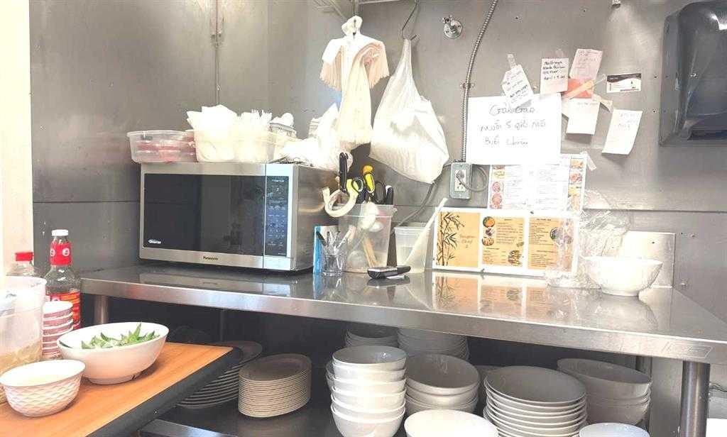 320 West Creek Drive, Chestermere, AB