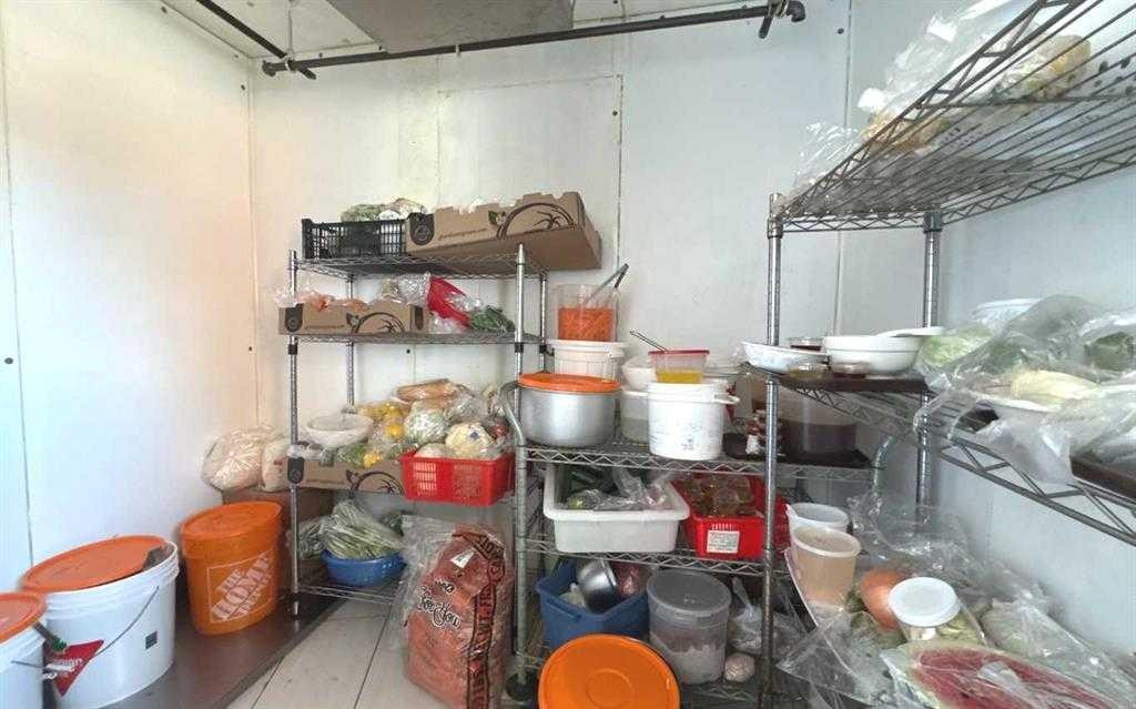 320 West Creek Drive, Chestermere, AB