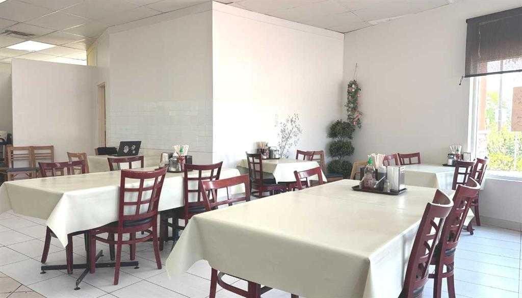 320 West Creek Drive, Chestermere, AB