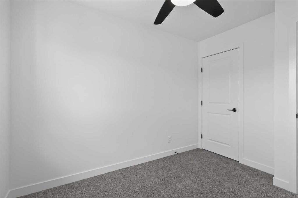 12 Heirloom Crescent Se, Calgary, AB - Indoor Photo Showing Other Room