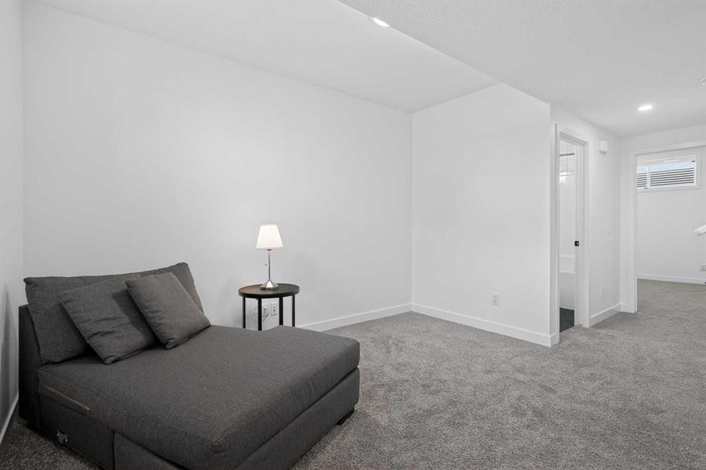 12 Heirloom Crescent Se, Calgary, AB - Indoor Photo Showing Other Room