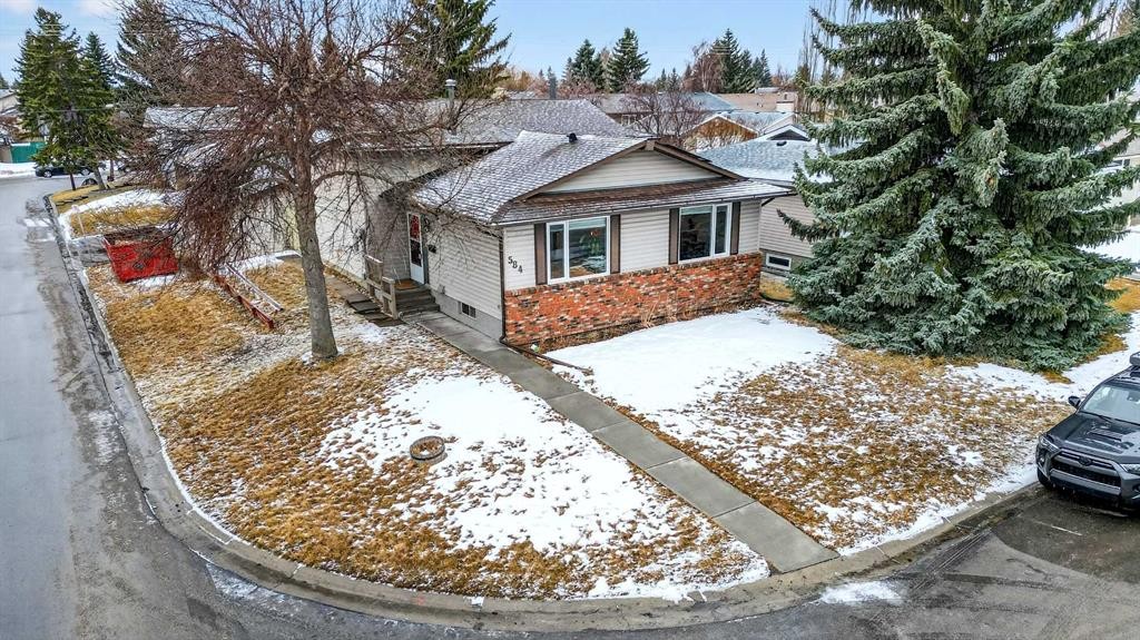 584 Woodhill Place Sw, Calgary, AB - Outdoor