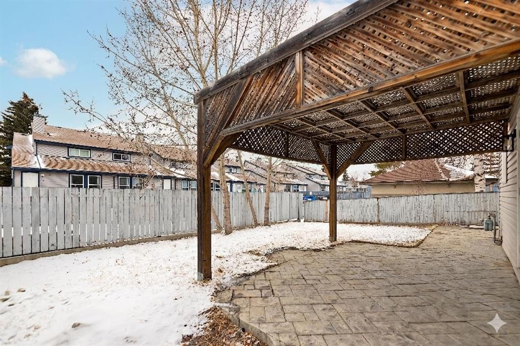 2031 24 Avenue Ne, Calgary, AB - Outdoor