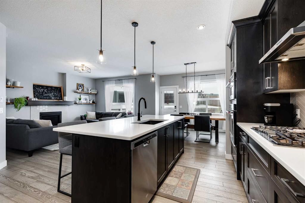 230 Nolanhurst Bay Nw, Calgary, AB - Indoor Photo Showing Kitchen With Upgraded Kitchen