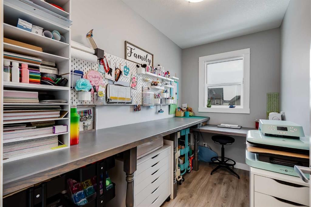 230 Nolanhurst Bay Nw, Calgary, AB - Indoor Photo Showing Office