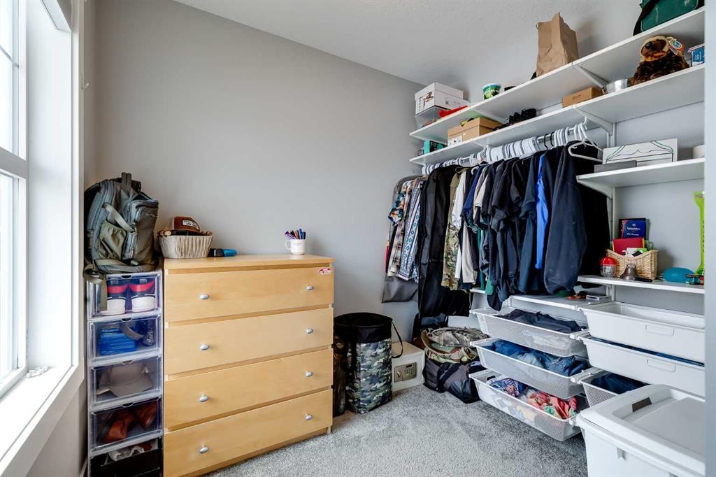 230 Nolanhurst Bay Nw, Calgary, AB - Indoor With Storage