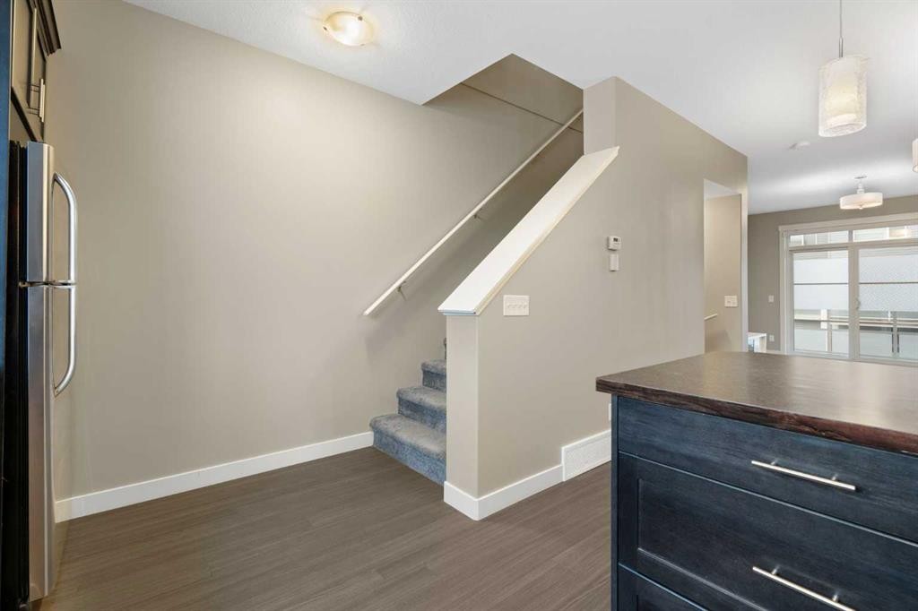 428 Redstone View, Calgary, AB - Indoor Photo Showing Other Room