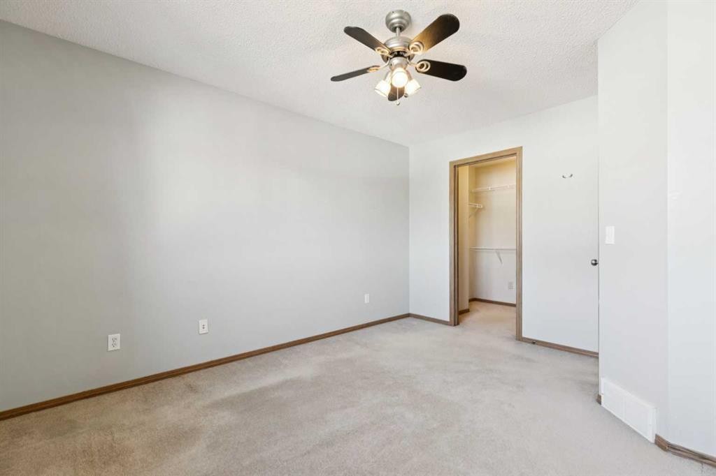 39 Country Village Circle Ne, Calgary, AB - Indoor Photo Showing Other Room