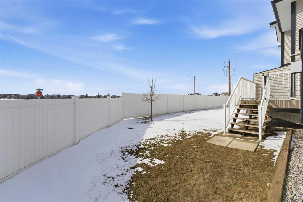 1-12 Silver Creek Boulevard Nw, Airdrie, AB - Outdoor