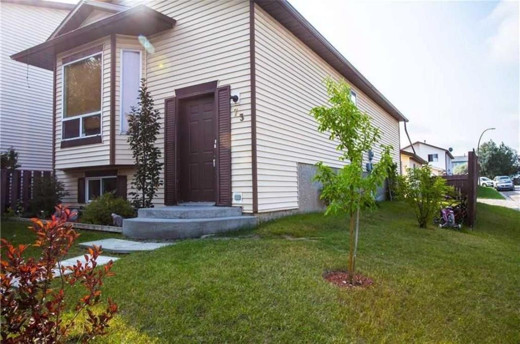 73 Martindale Boulevard Ne, Calgary, AB - Outdoor