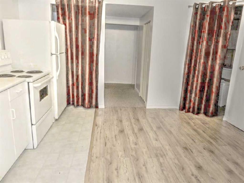 73 Martindale Boulevard Ne, Calgary, AB - Indoor Photo Showing Kitchen