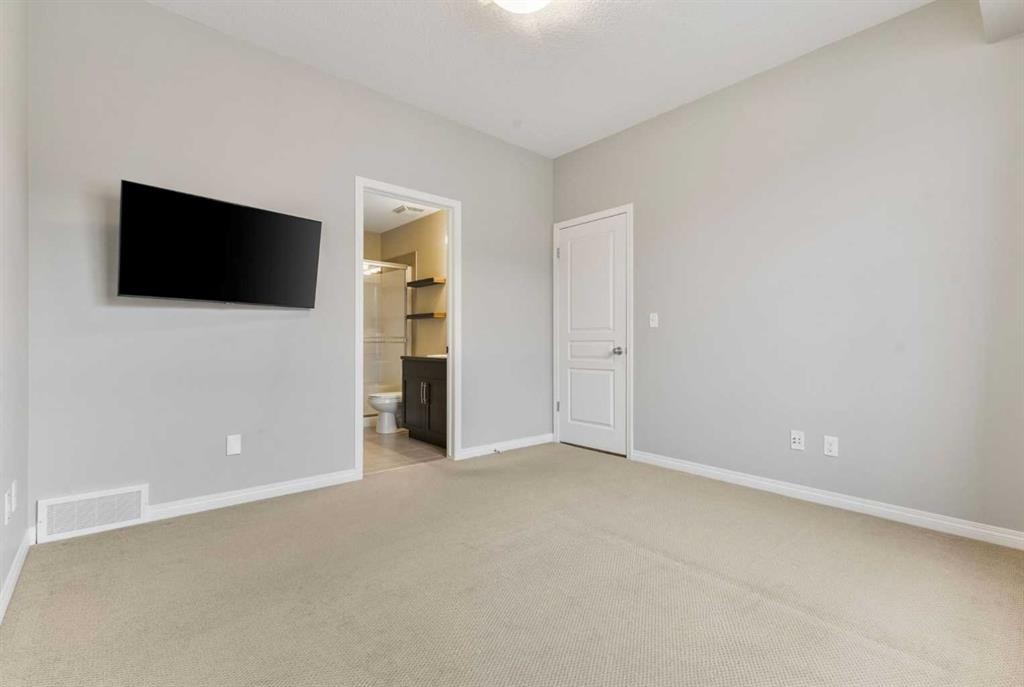 96 Cranarch Road Se, Calgary, AB - Indoor Photo Showing Other Room