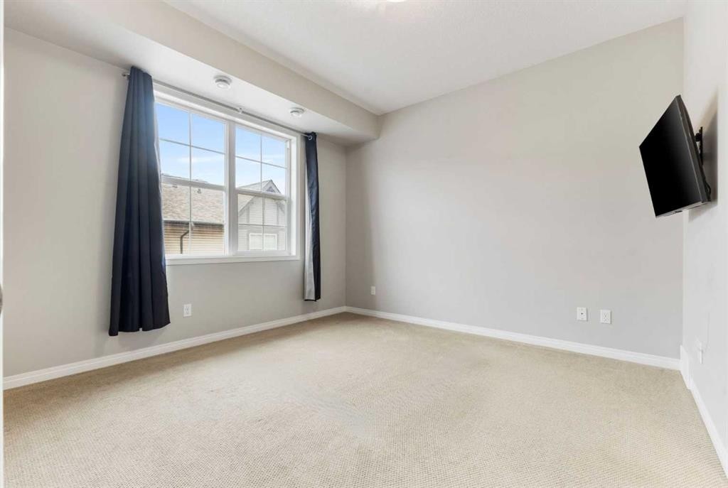 96 Cranarch Road Se, Calgary, AB - Indoor Photo Showing Other Room