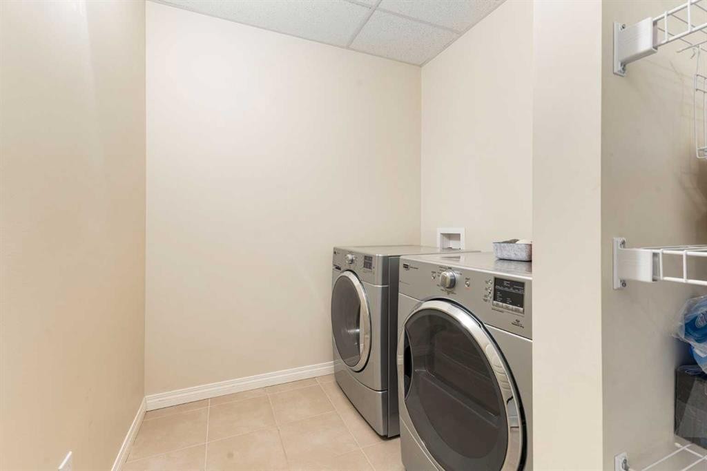 96 Cranarch Road Se, Calgary, AB - Indoor Photo Showing Laundry Room