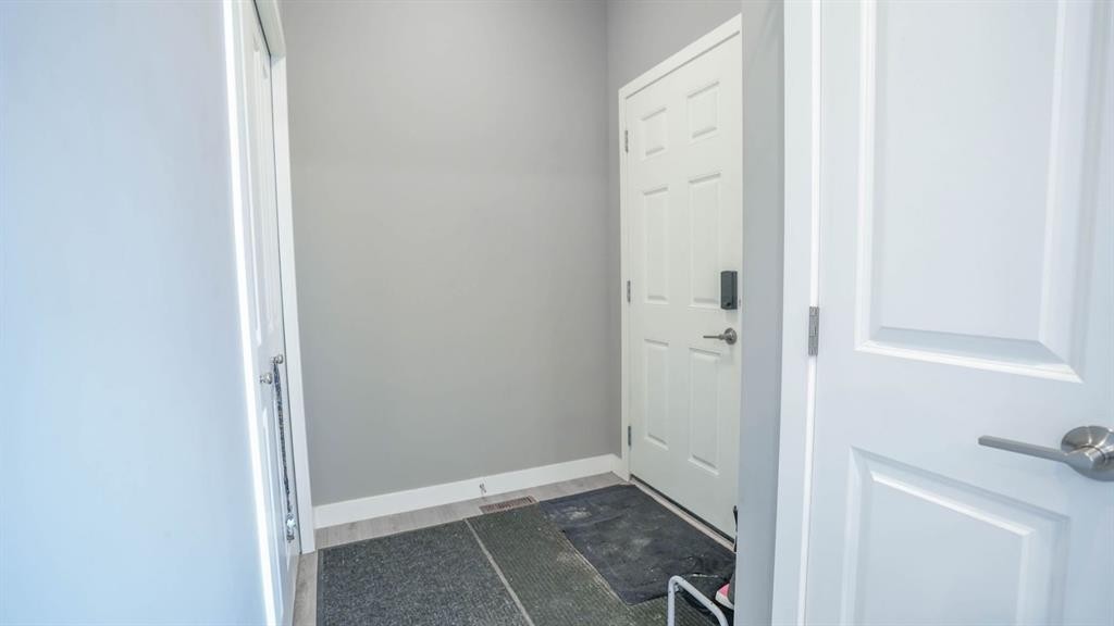 62 Corner Meadows Common Ne, Calgary, AB - Indoor Photo Showing Other Room
