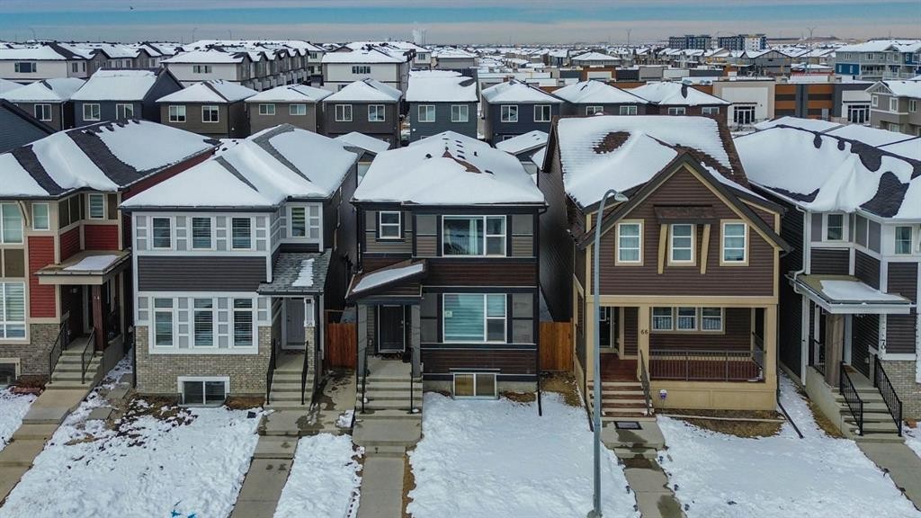 62 Corner Meadows Common Ne, Calgary, AB - Outdoor With Facade