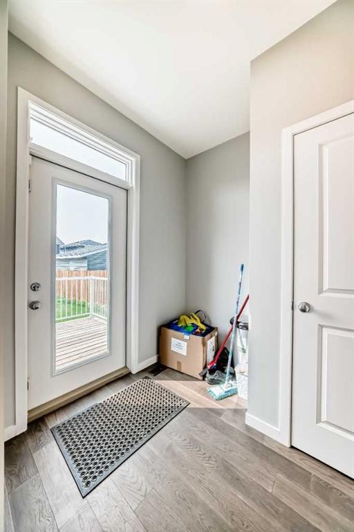 948 West Lakeview Drive, Chestermere, AB - Indoor Photo Showing Other Room