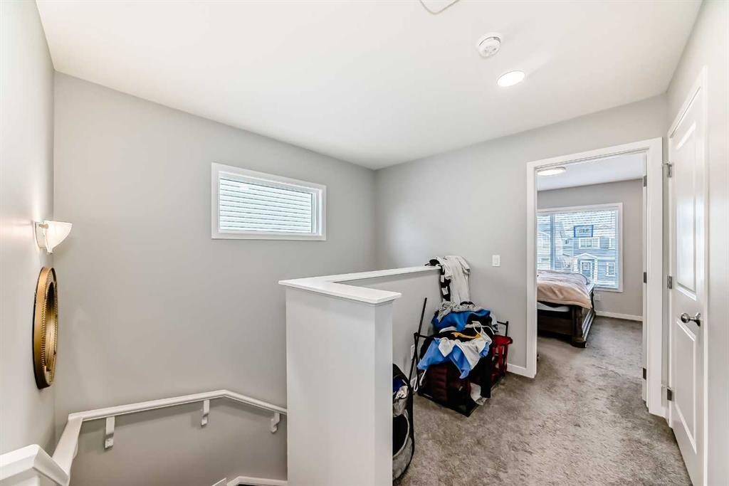 948 West Lakeview Drive, Chestermere, AB - Indoor