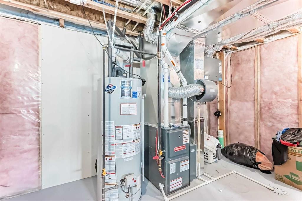 948 West Lakeview Drive, Chestermere, AB - Indoor Photo Showing Basement