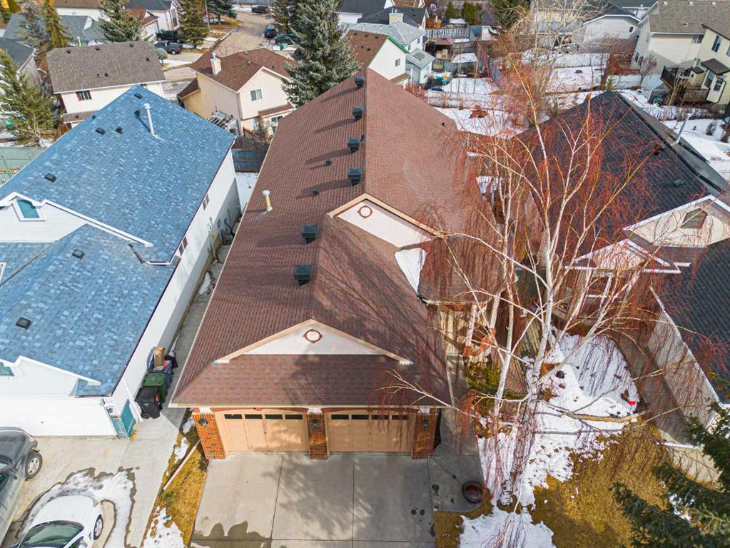 20 Somerset Drive Sw, Calgary, AB - Outdoor