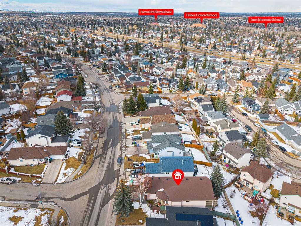 20 Somerset Drive Sw, Calgary, AB - Outdoor With View