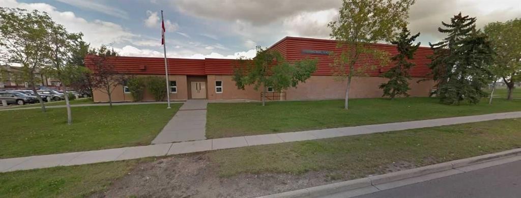 96 Templehill Drive Ne, Calgary, AB - Outdoor