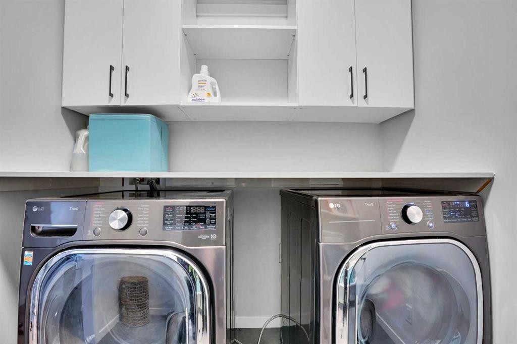 54 Calhoun Crescent Ne, Calgary, AB - Indoor Photo Showing Laundry Room