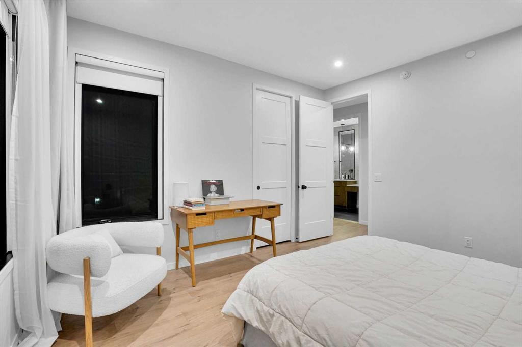 54 Calhoun Crescent Ne, Calgary, AB - Indoor Photo Showing Bedroom