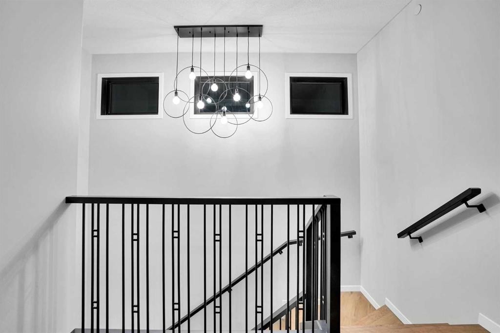 54 Calhoun Crescent Ne, Calgary, AB - Indoor Photo Showing Other Room