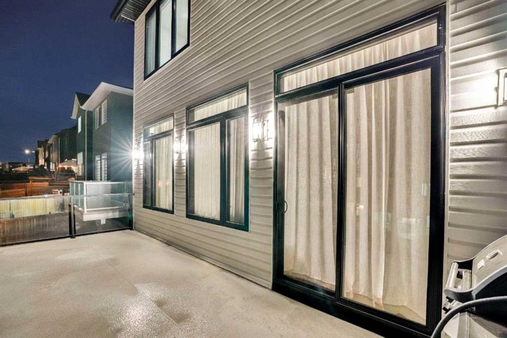 54 Calhoun Crescent Ne, Calgary, AB - Outdoor With Exterior