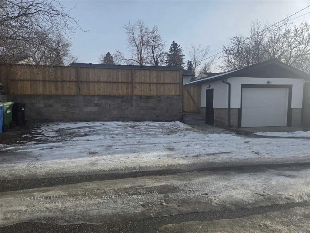 52 Franklin Drive Se, Calgary, AB - Outdoor