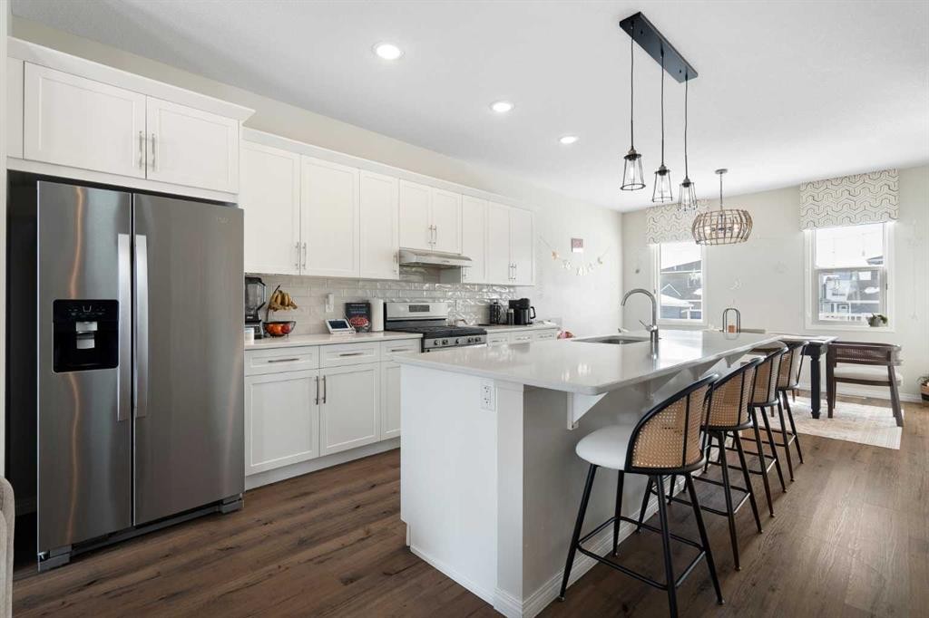 171 Chelsea Road, Chestermere, AB - Indoor Photo Showing Kitchen With Upgraded Kitchen