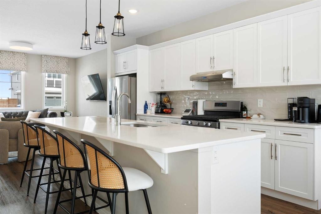 171 Chelsea Road, Chestermere, AB - Indoor Photo Showing Kitchen With Upgraded Kitchen