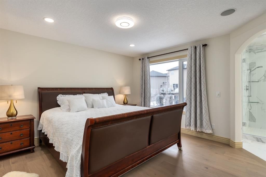 401 Marina Drive, Chestermere, AB - Indoor Photo Showing Bedroom