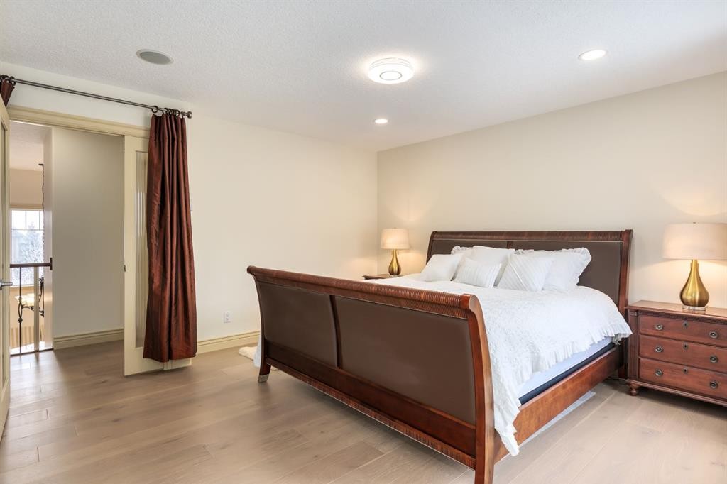 401 Marina Drive, Chestermere, AB - Indoor Photo Showing Bedroom