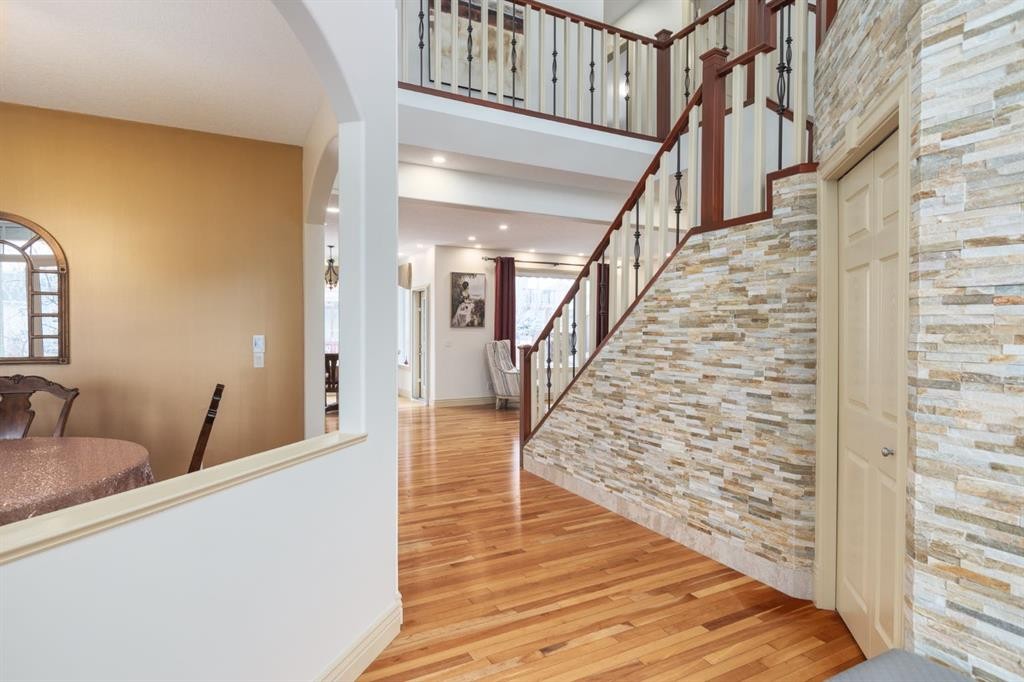 401 Marina Drive, Chestermere, AB - Indoor Photo Showing Other Room