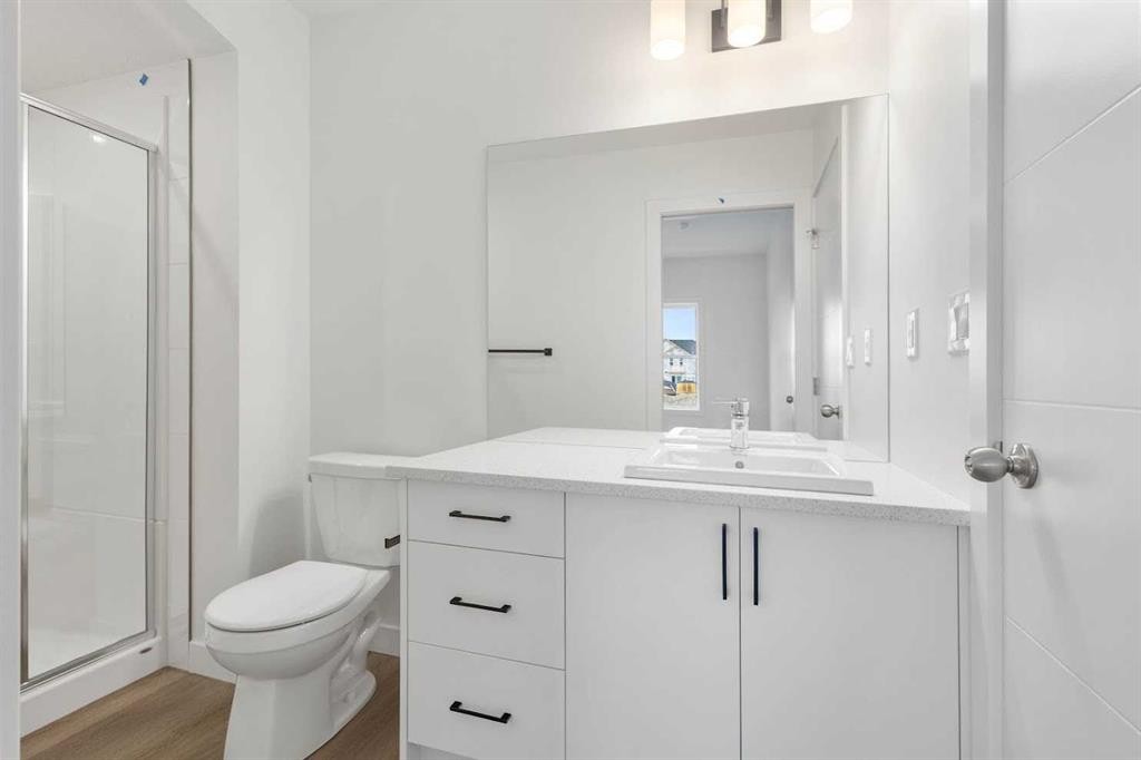 54-2117 81St Street Sw, Calgary, AB - Indoor Photo Showing Bathroom