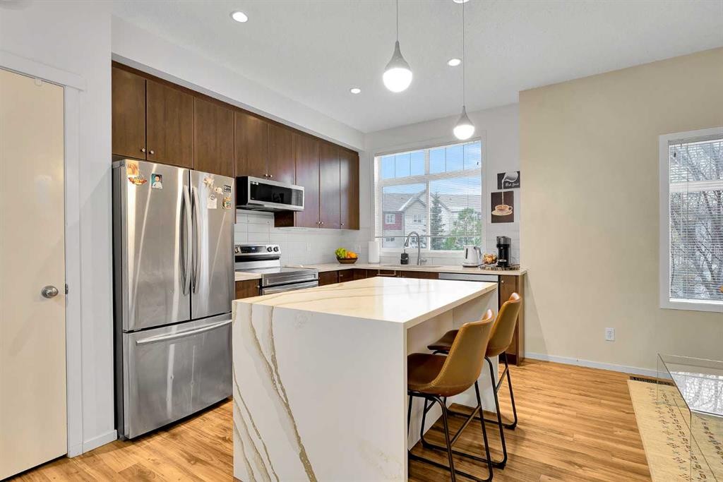 300 Copperstone Cove Se, Calgary, AB - Indoor Photo Showing Kitchen With Stainless Steel Kitchen
