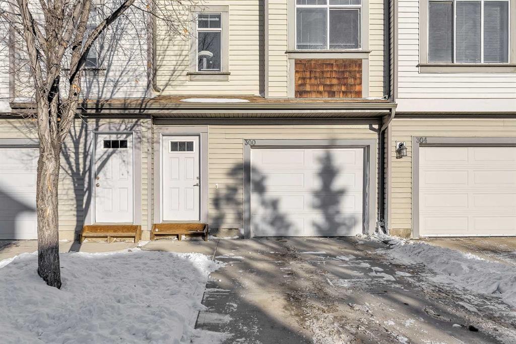 300 Copperstone Cove Se, Calgary, AB - Outdoor