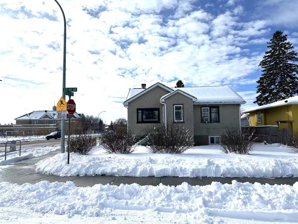 1101 22 Avenue Nw, Calgary, AB - Outdoor