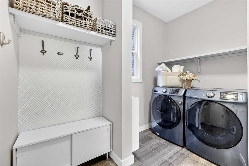 9 Legacy Lane Se, Calgary, AB - Indoor Photo Showing Laundry Room